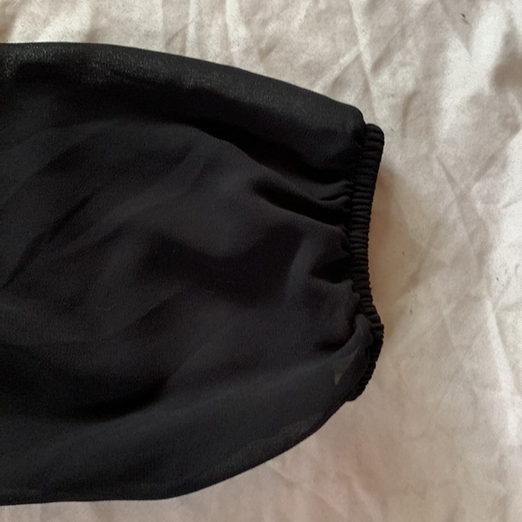 Flowy Black Dress - Picture 5 of 6